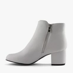 ESTA WHITE -shoe Shop 3