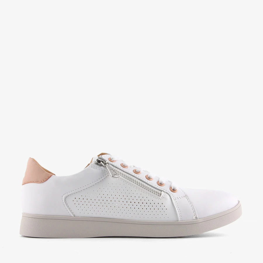 Hush Puppies MIMOSA PERF WHITE/BLUSH 4 Hush Puppies MIMOSA PERF WHITE/BLUSH - Image 2